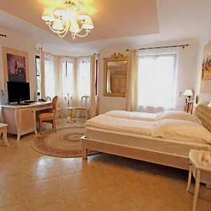 https://hotel-villa-toscana.getmunichhotels.com